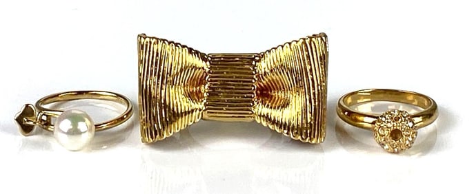 Group of 3 Costume Jewelry Rings