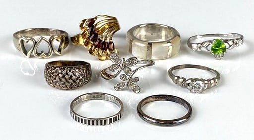 Group of 9 Sterling Silver Rings