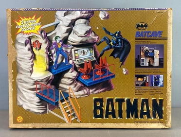 1989 Toy Biz Batman Batcave Master Playset