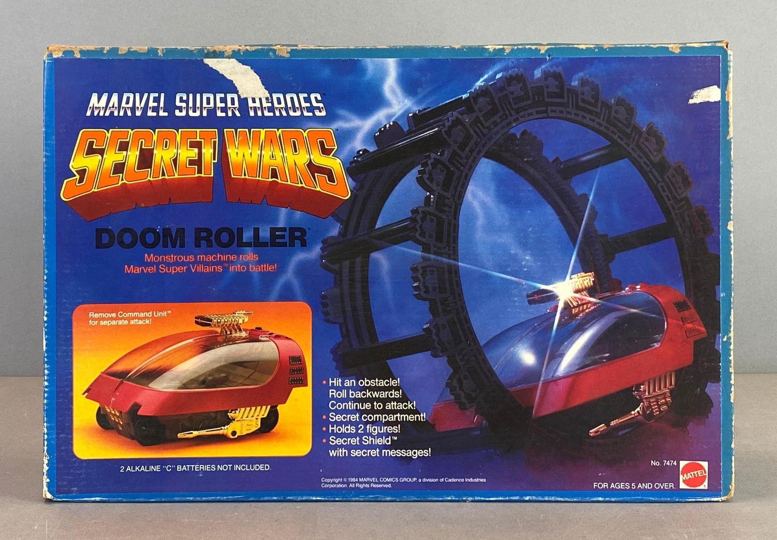 1984 Mattel Marvel Super Heroes Secret Wars Doom Roller (1 of 3)