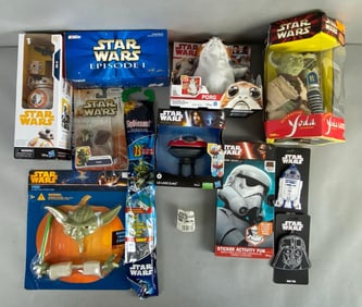 Group of Assorted Star Wars Items