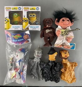 Group of Assorted Pop Culture Items