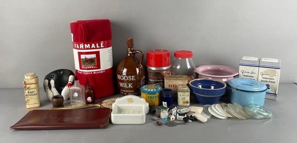 Group of Assorted Vintage Items