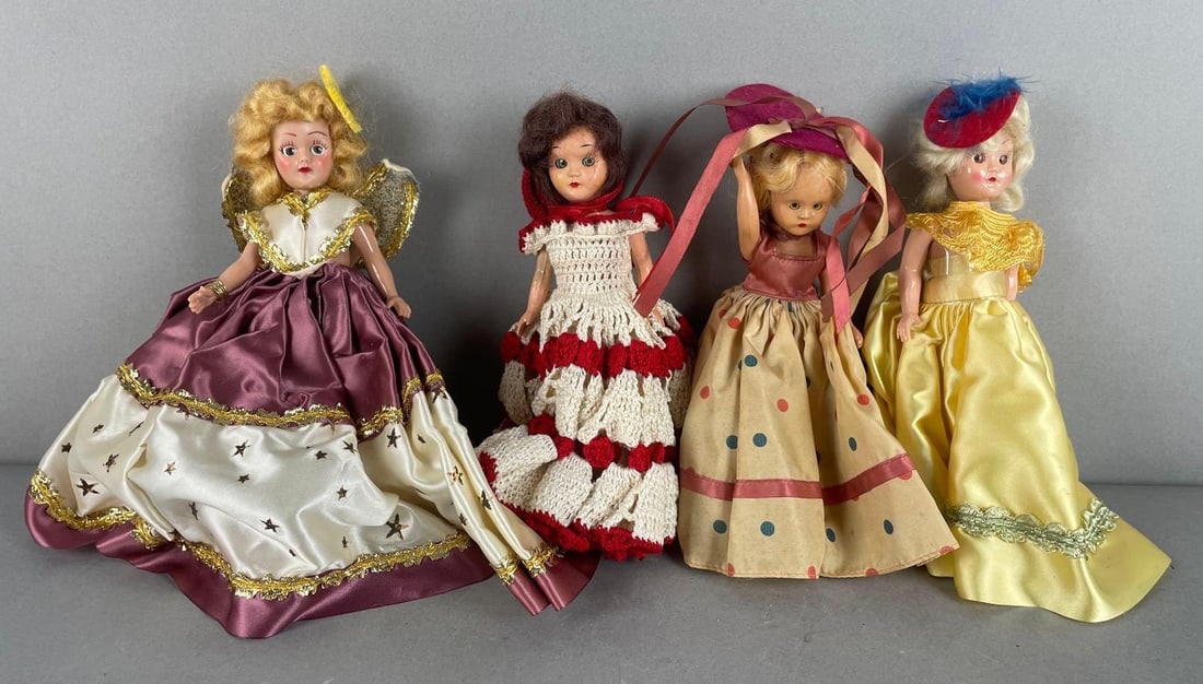 Group of Vintage Dolls: Includes storybook doll, measure 7 1/4 inches