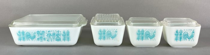 Set of 4 Pyrex Turquoise Amish Butterprint Glass Refrigerator Dishes