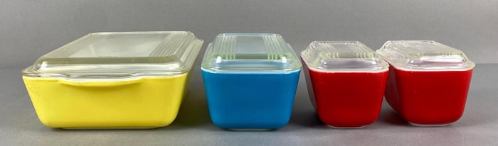Set of 4 Pyrex Refrigerator Glass Dishes