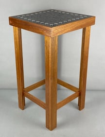 12 Gauge Shotgun Shell Bar Stool