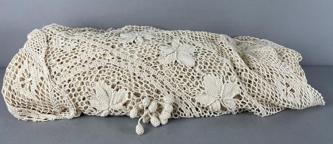 Vintage Crochet Leaf Pattern Throw Blanket