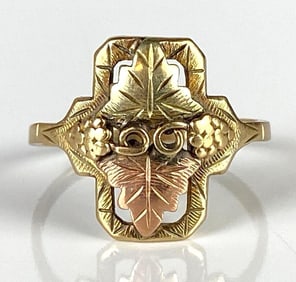 10K-12K Black Hills Gold Grape Motif Ring