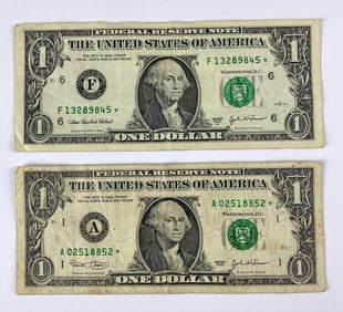 Group of 2 2003 $1 Federal Reserve Star Notes