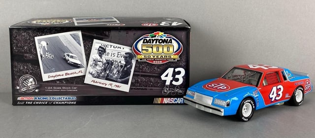 Action Richard Petty Signed STP 1981 Nascar Stock Car