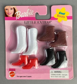 1999 Mattel Barbie Little Extras Cool Boots Fashion Accessory Set