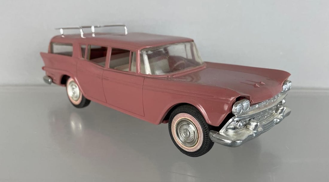 Johan 1959 AMC Rambler Station Wagon Friction Dealership Promo Car (1 of 7)