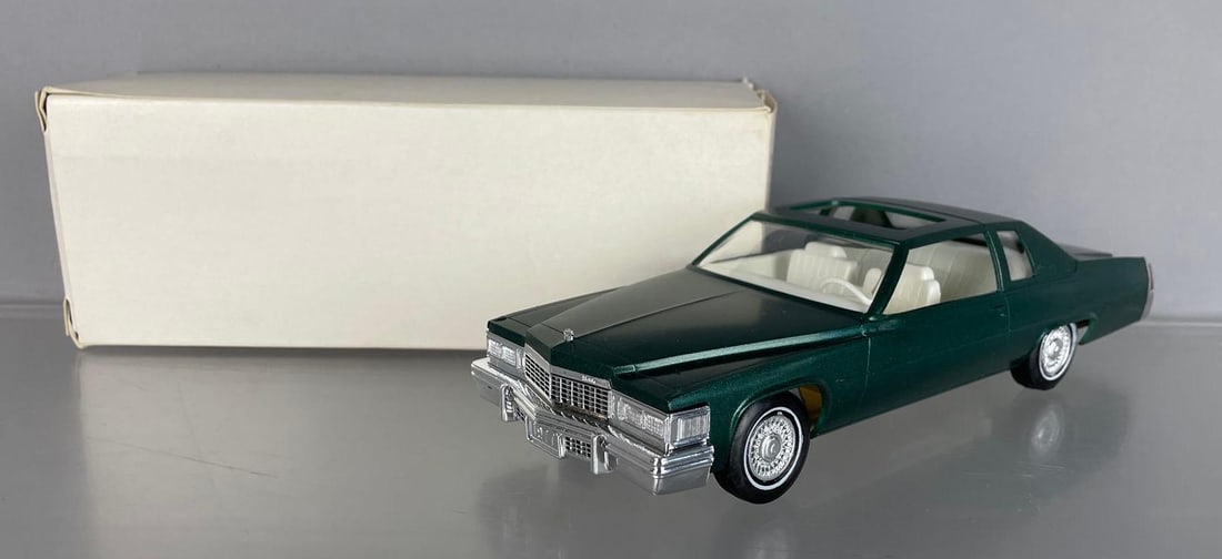 Johan 1977 Cadillac Coupe DeVille Dealership Promo Car (1 of 7)
