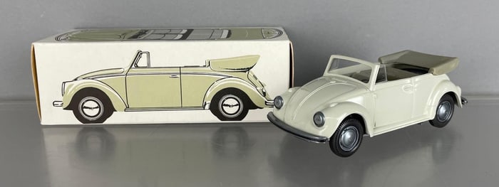 Wiking 1969 Volkswagen Beetle Convertible Plastic Car