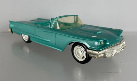 AMT 1960 Ford Thunderbird Convertible Dealership Promo Car