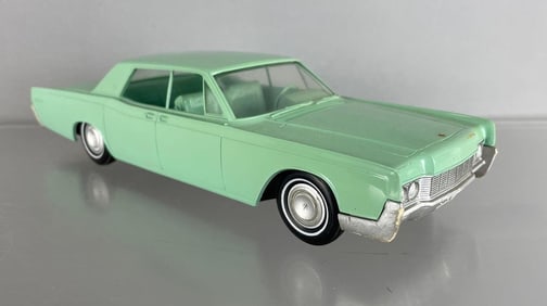 1967 Lincoln Continental 4 Door Sedan Dealership Promo Car