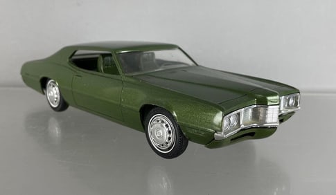 1971 Ford Thunderbird 2 Door Hardtop Dealership Promo Car