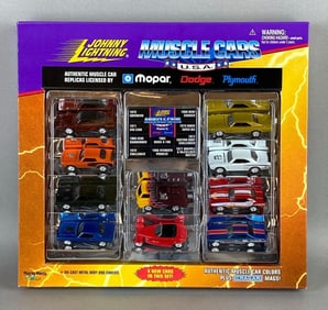 Johnny Lightning Muscle Cars USA Die-Cast Vehicle Set