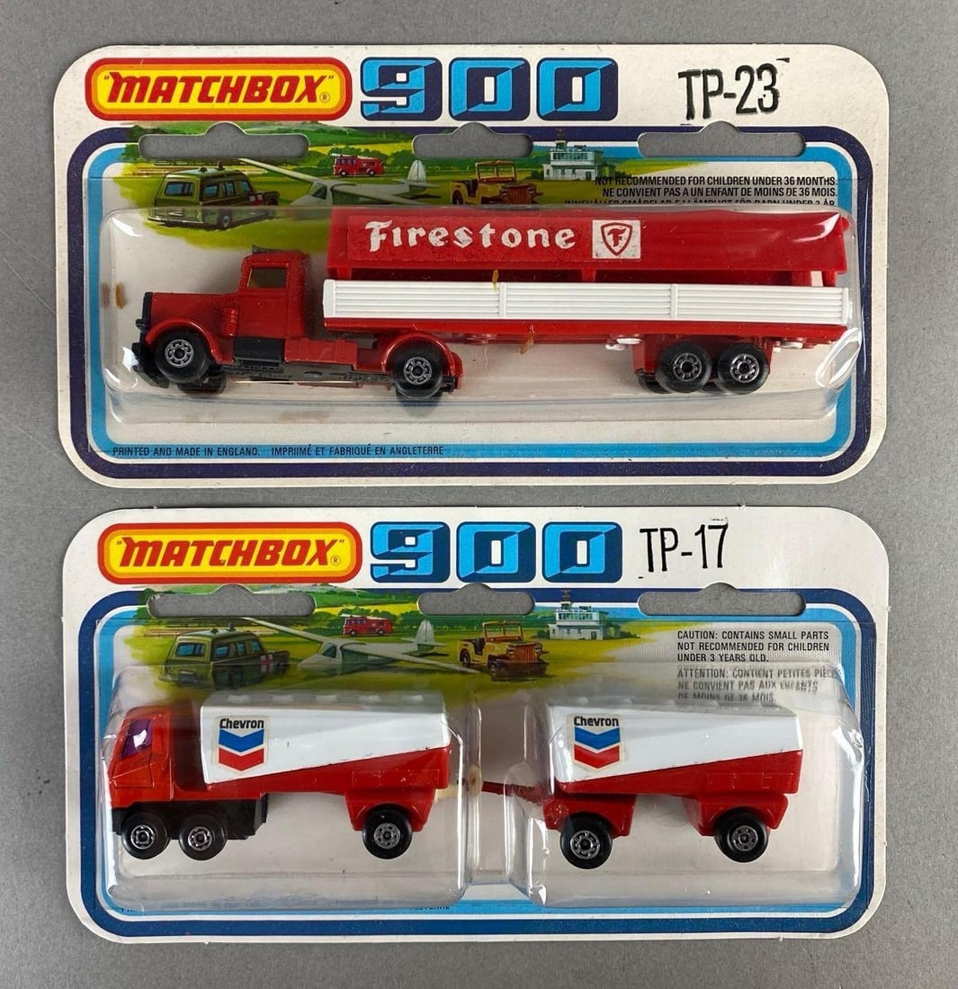 Group of 2 Matchbox 900 Die-Cast Vehicles (1 of 2)