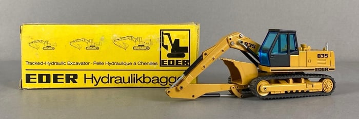 Eder No. 835 Die-Cast Tracked Hydraulic Excavator