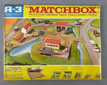 Lesney Matchbox R-3 Roadway Series Fold Away Farm