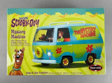 Polar Lights Scooby Doo Mystery Machine Model Kit