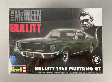 Revell Steve McQueen Bullitt 1968 Ford Mustang GT Model Kit