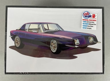 AMT 1963 Studebaker Avanti Model Kit