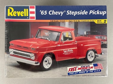 Revell 1967 Chevy Stepside Pickup Model Kit