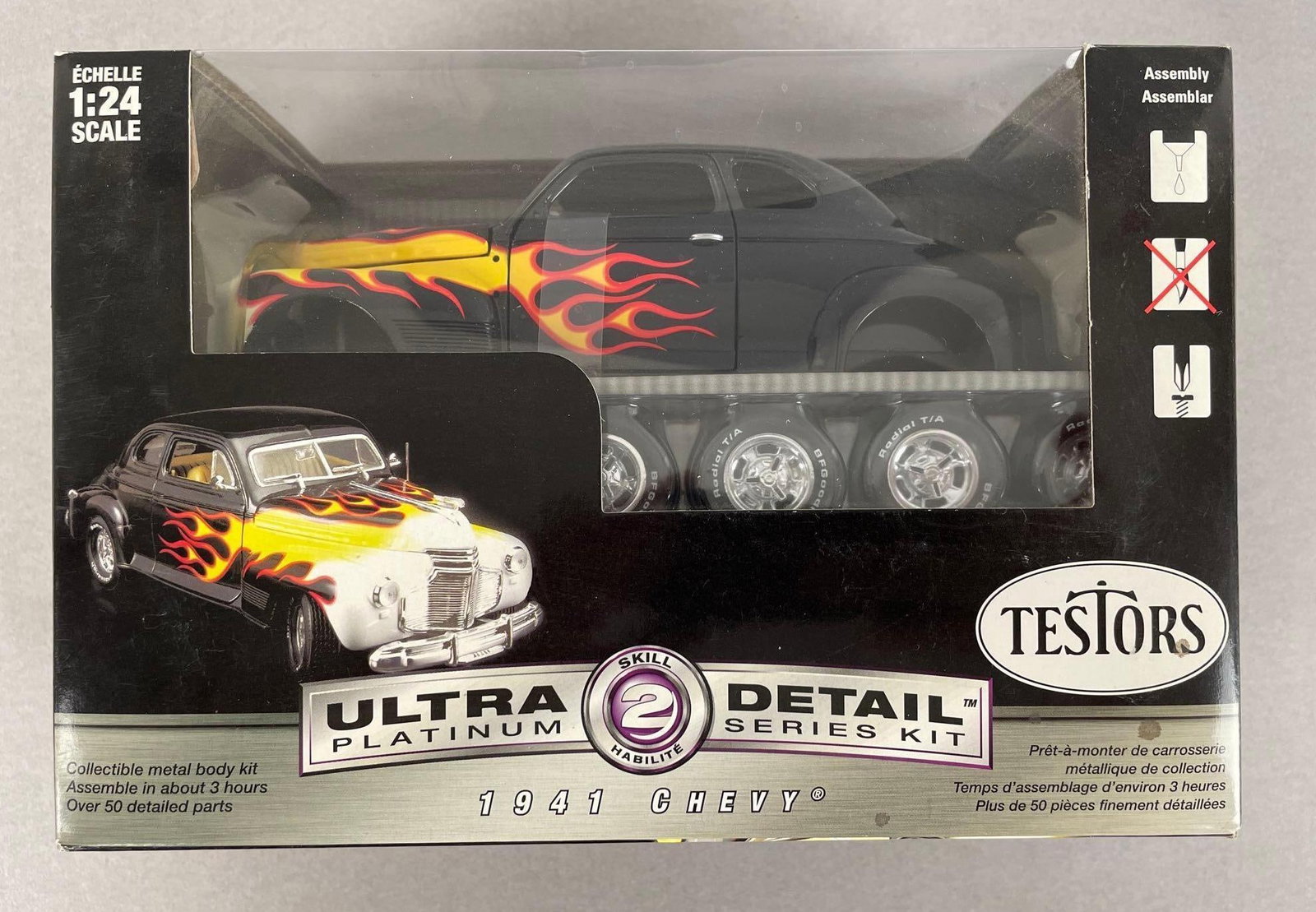 Testors Ultra Detail 1941 Chevy Platinum Series Model Kit: 1/24 scale, sealed original packaging