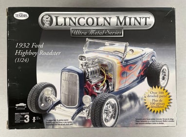Testors Lincoln Mint 1932 Ford Highboy Roadster Ultra Metal Series Model Kit