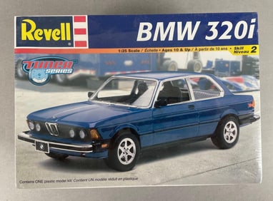 Revell BMW 320i Model Kit