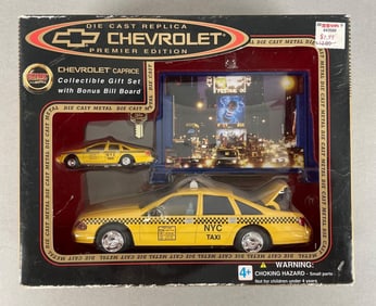 Golden Wheel Chevy Caprice Taxi Die-Cast Car Set