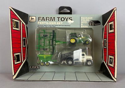 Ertl John Deere Farm Toys Die-Cast Fertilizer Set