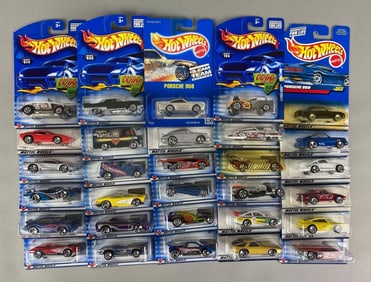 Group of 30 Mattel Hot Wheels Die-Cast Cars
