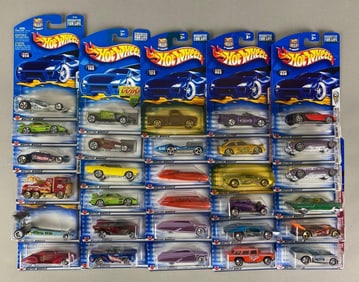 Group of 30 Mattel Hot Wheels Die-Cast Cars