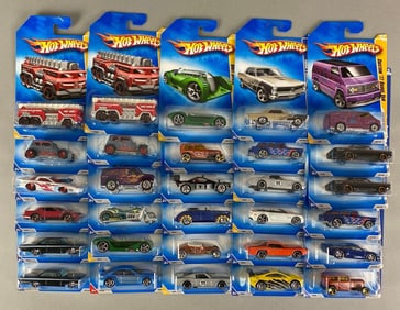 Group of 30 Mattel Hot Wheels Die-Cast Cars