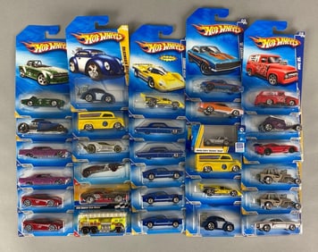 Group of 30 Mattel Hot Wheels Die-Cast Cars
