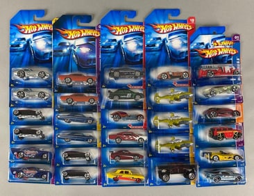 Group of 30 Mattel Hot Wheels Die-Cast Cars