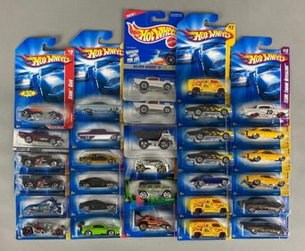 Group of 30+ Mattel Hot Wheels Die-Cast Cars