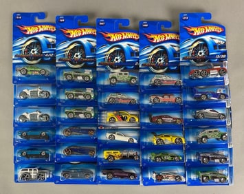 Group of 30 Mattel Hot Wheels Die-Cast Cars