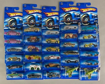 Group of 30 Mattel Hot Wheels Die-Cast Cars