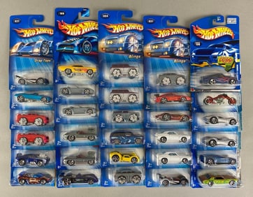 Group of 30 Mattel Hot Wheels Die-Cast Cars