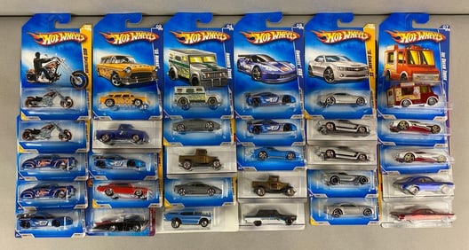 Group of 30 Mattel Hot Wheels Die-Cast Cars