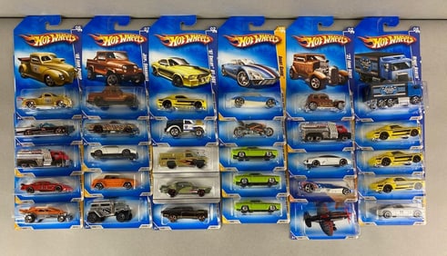 Group of 30 Mattel Hot Wheels Die-Cast Vehicles