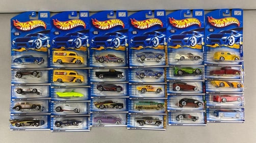 Group of 30 Mattel Hot Wheels Die-Cast Vehicles