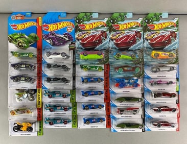 Group of 30 Mattel Hot Wheels Die-Cast Vehicles