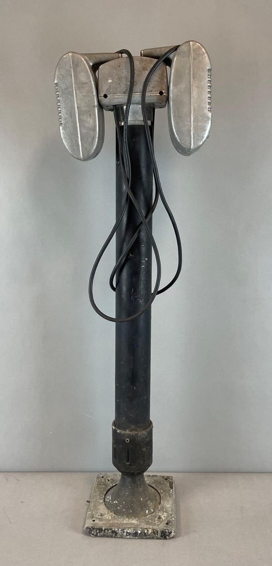 Vintage RCA Drive-In Movie Theater Speakers with Stand (1 of 6)