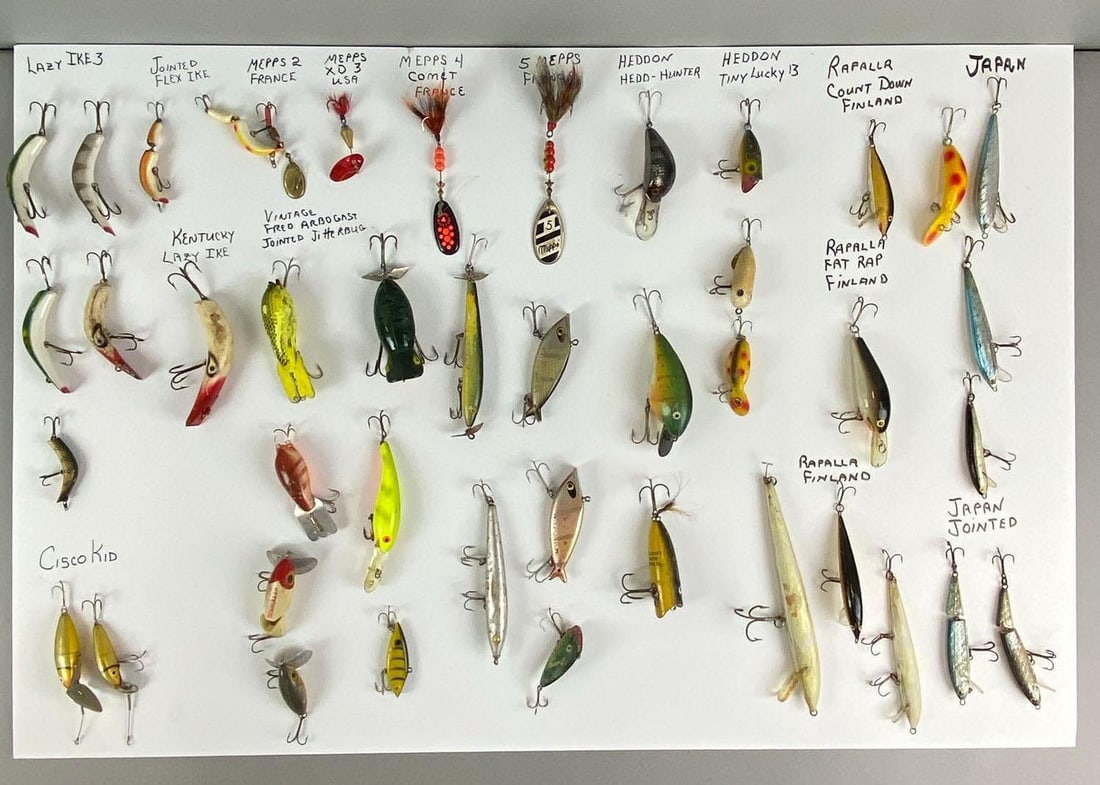 19 Vintage Fishing Lures